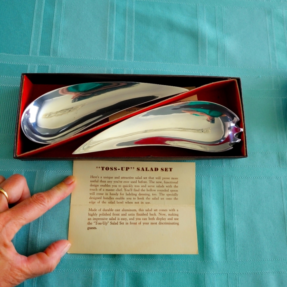 MCM salad tong set